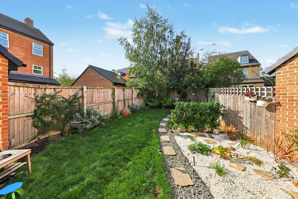 Comley Crescent